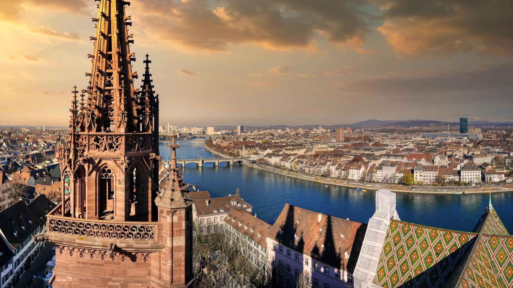 City Center Rooftop Balcony-Studio At Town Hall Basel Dış mekan fotoğraf